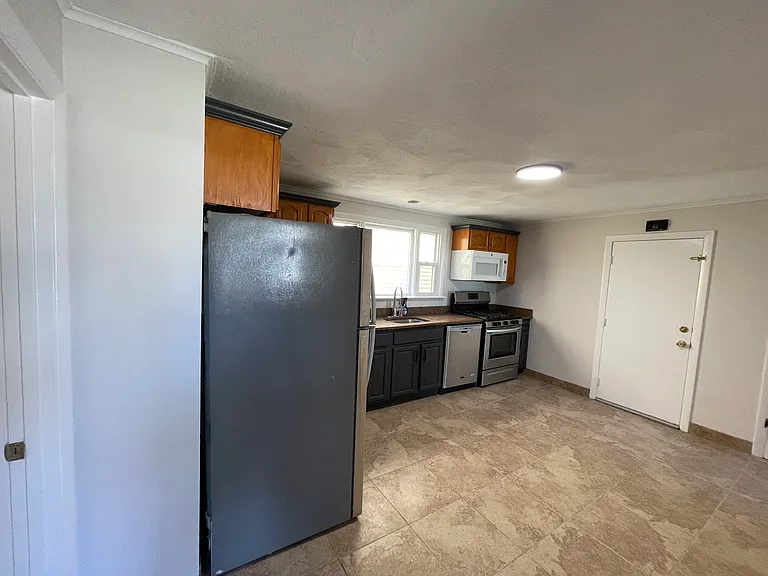 172 Winthrop Ave #2 — Photo 26