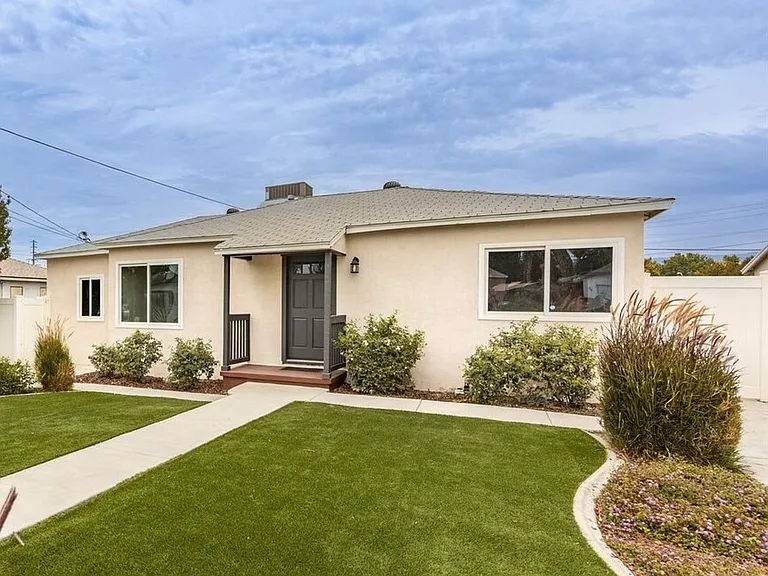25770 Miramonte St — Photo 1