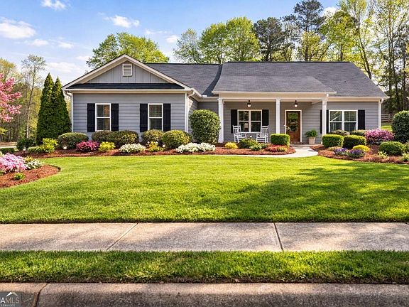 2nd image of 110 Spetchley Way