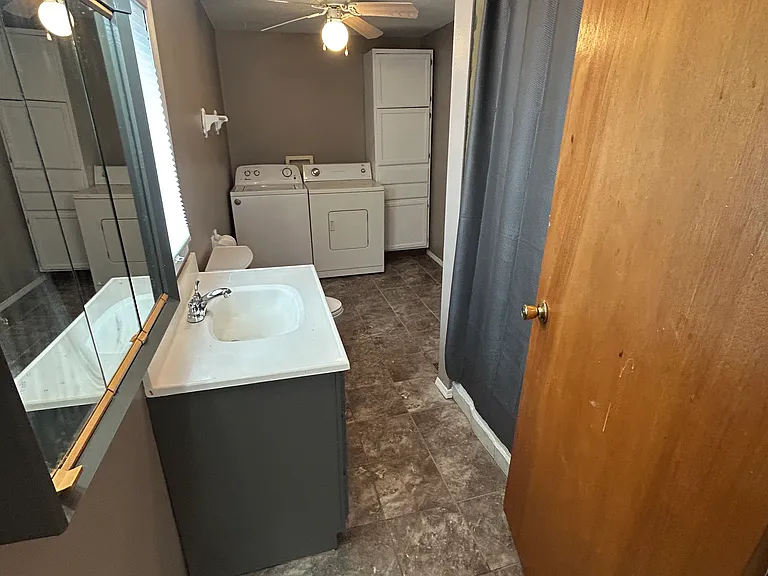307 Sycamore St — Photo 10