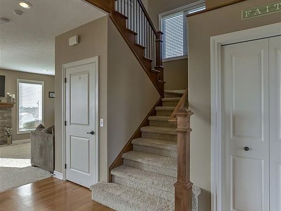 5th image of 6407 S 198th St