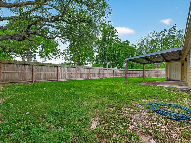 1708 Sycamore Ave — Photo 30