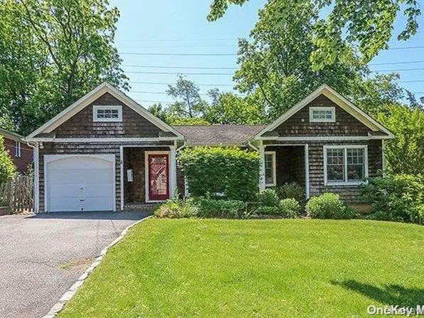 73 Washington Avenue, Glen Head, NY 11545