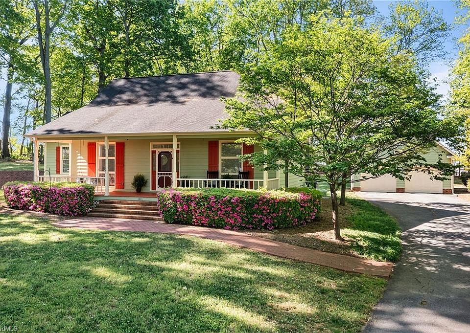 1st image of 101 Blueberry Hill Dr