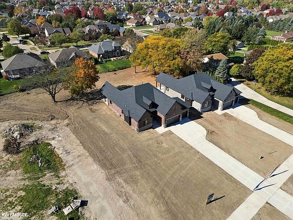 4th image of 54227 Romeo Plank Rd