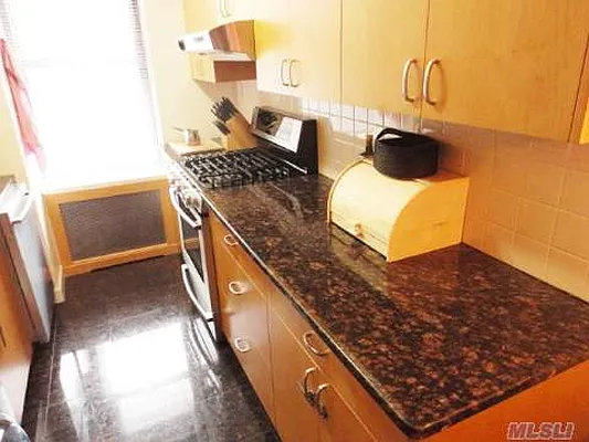 Sold by Madeleine Realty Ltd. | media 17