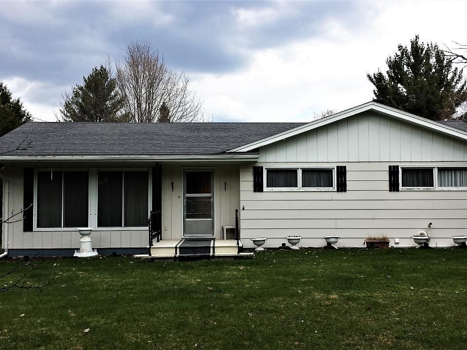1st image of 470 9th St S #S