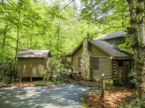 240 Donna Lee Ln, Mineral Bluff, GA 30559