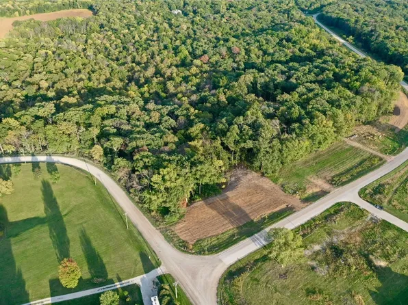 Eagle Landing Second Addition Lot 4, Amana, IA 52203