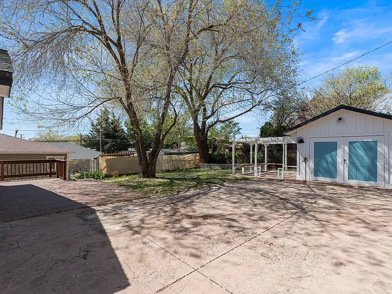 1117 Codel Way — Photo 32