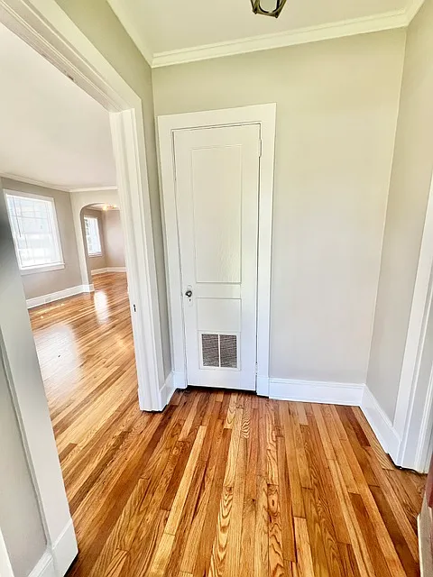 425 Winston Street - 1 — Photo 2