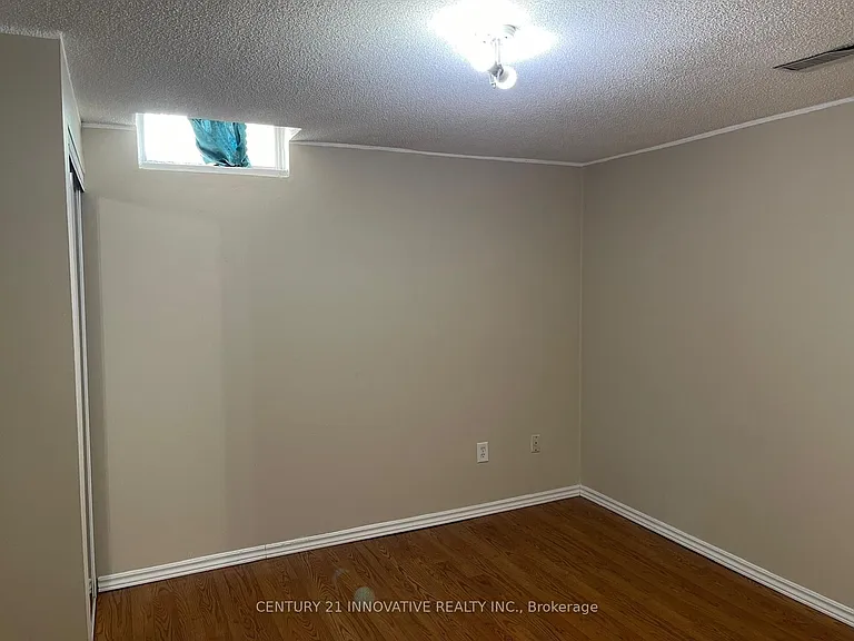 64 E Cimmaron St #BASEMENT — Photo 9