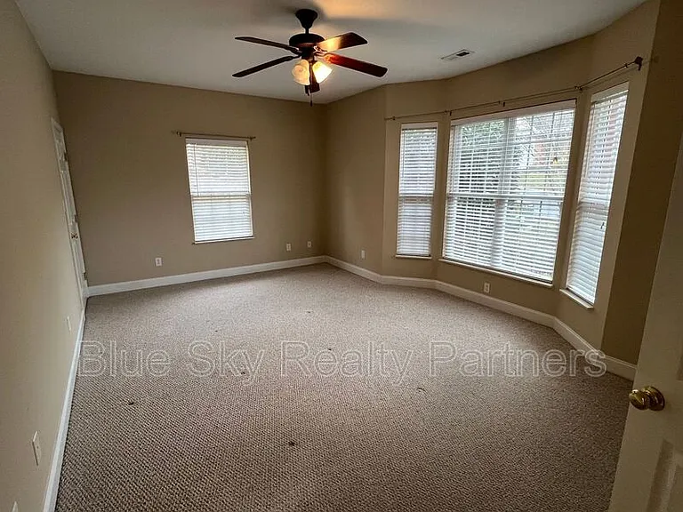 2432 Pine Marten Way NW — Photo 9