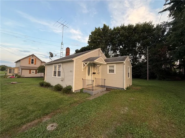 441 E Main St, Bradford, OH 45308