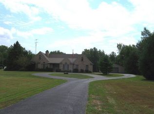 3525 W Erie Rd, Temperance, MI 48182