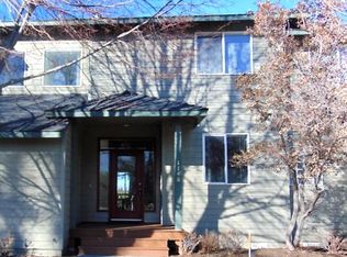 1148 Golden Pheasant Dr, Redmond, OR 97756