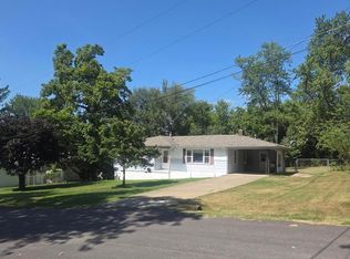 605 Summit St, Ava, MO 65608