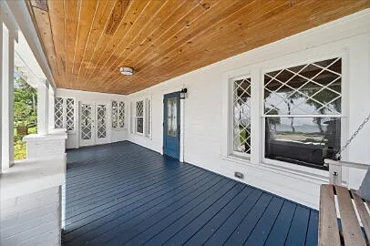 1326 Riverside Dr — Photo 22