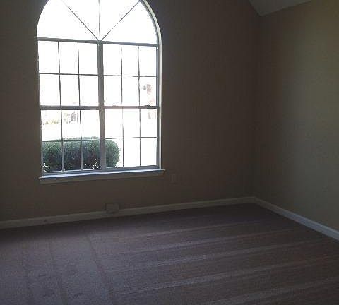 5th image of 4905 Alden Lake Dr W