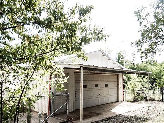 3rd image of 11929 Joyce Ln