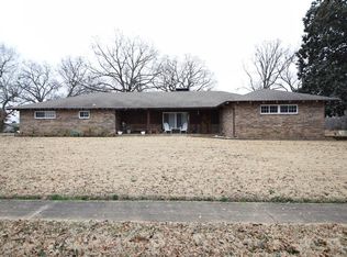 324 Kay Ave, Sallisaw, OK 74955
