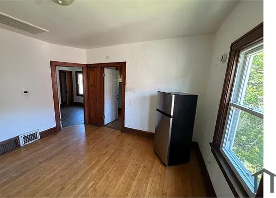 1 bed, 650 sqft, $925 — Photo 4