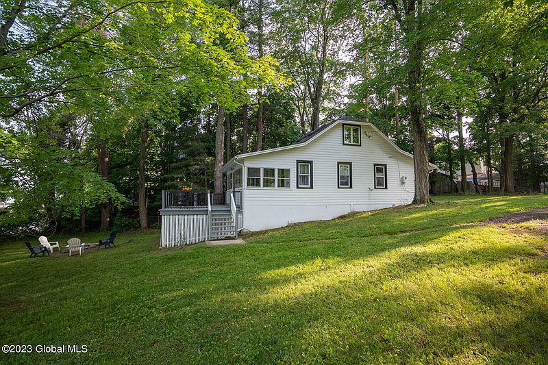 3rd image of 1278 Burden Lake Road