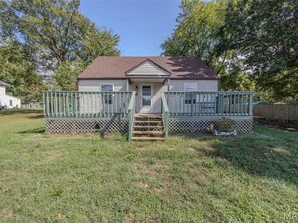 466 Lynn St, Lebanon, MO 65536