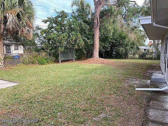 5th image of 302 Georgetown Ave