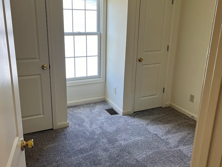 9711 Pekin Rd — Photo 12