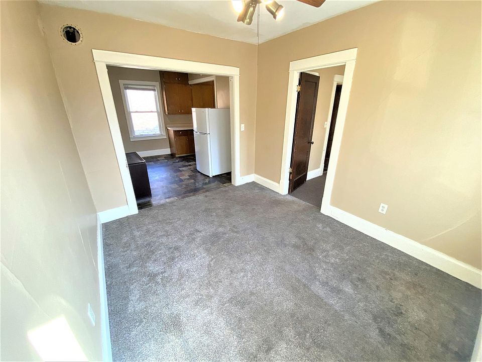 715 S 1st St 2, Aberdeen, SD 57401 Zillow