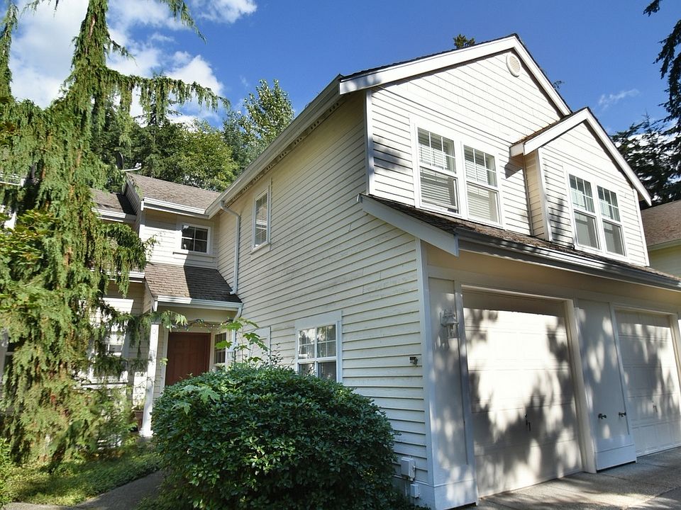 1st image of 11210 Slater Ave NE APT 103