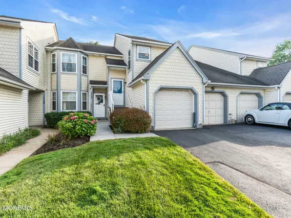 118 Evergreen Court, Freehold, NJ 07728