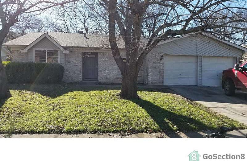 1st image of 549 NW Sandra Ln