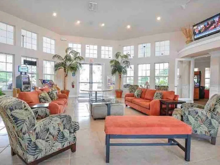 2310 Silver Palm Dr #302 — Photo 30