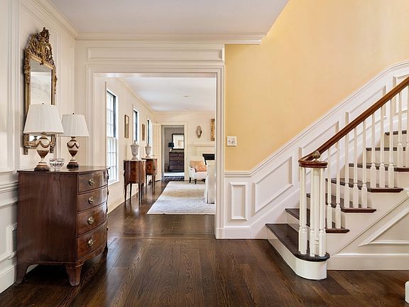 5th image of 200 Cliff Rd