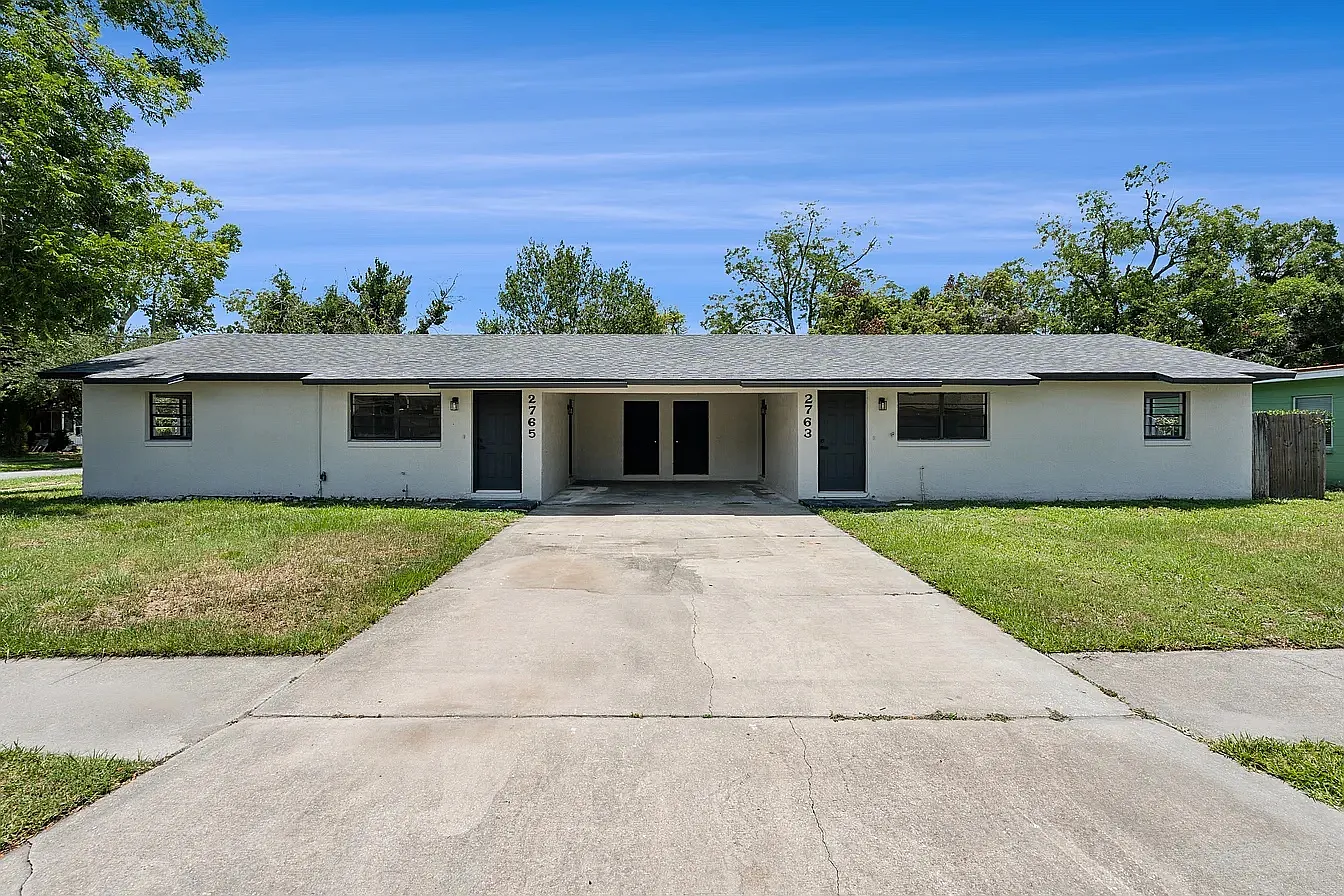 2 bed, 750 sqft, $2,000 — Photo 1