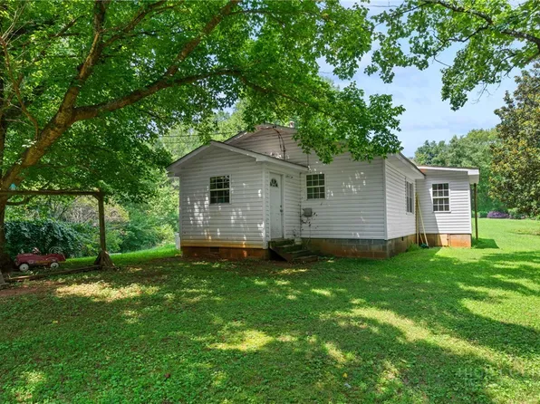 625 New Brickyard Road, North Wilkesboro, NC 28659