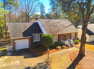5400 Sweetbriar Dr, Raleigh, NC 27609