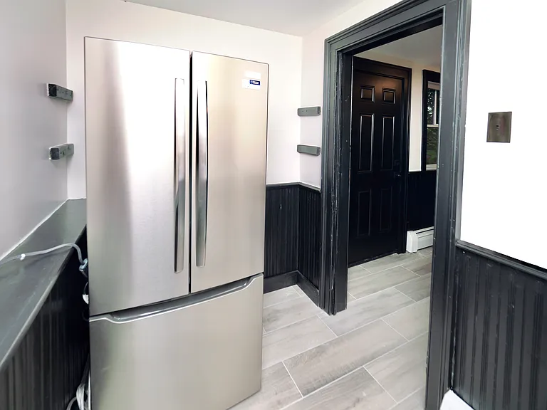 4 Grand St #1 — Photo 13
