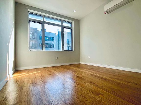 4th image of 173 Knickerbocker Ave #B1