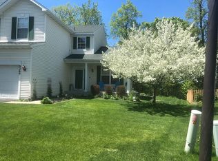 9260 Queensland Ln N, Maple Grove, MN 55311