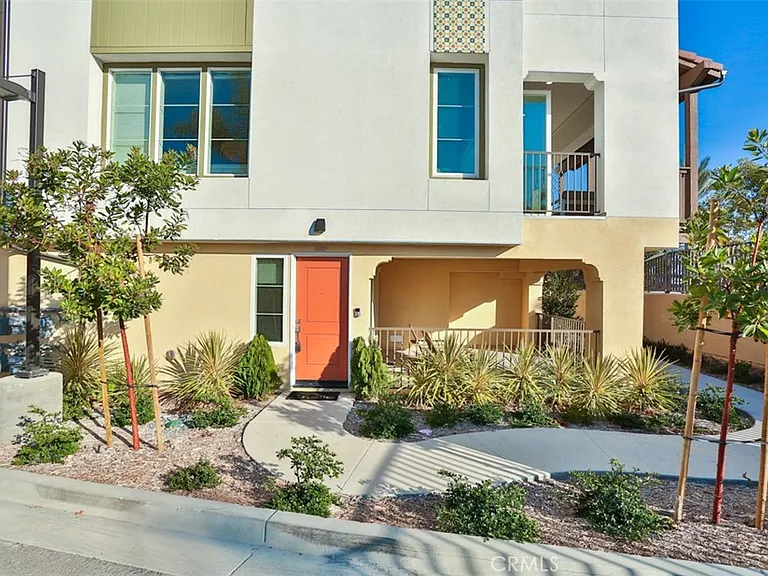 1529 Doheny Way — Photo 8