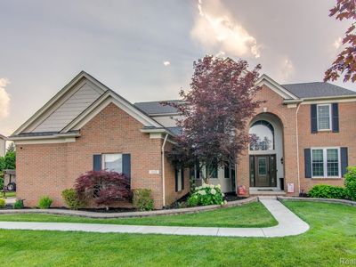 352 Elmington Ct, Canton, MI, 48188