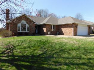 2587 S York Ave, Springfield, MO 65807