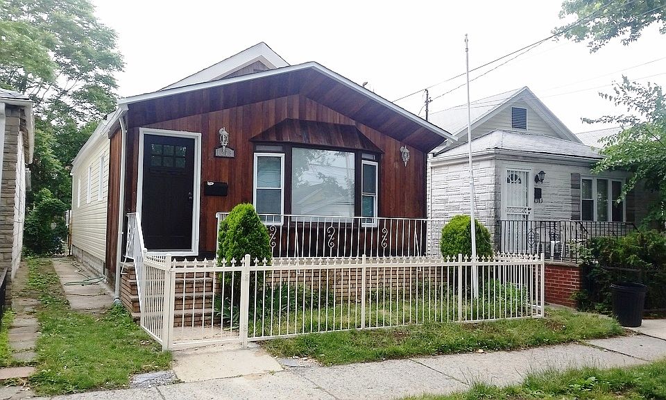 1st image of 1278 E 88th St