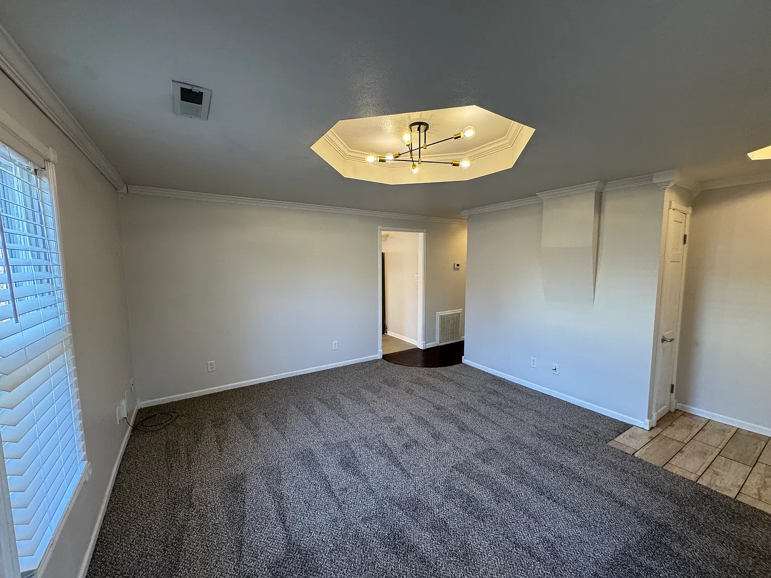 916 N Fremont Ave — Photo 4