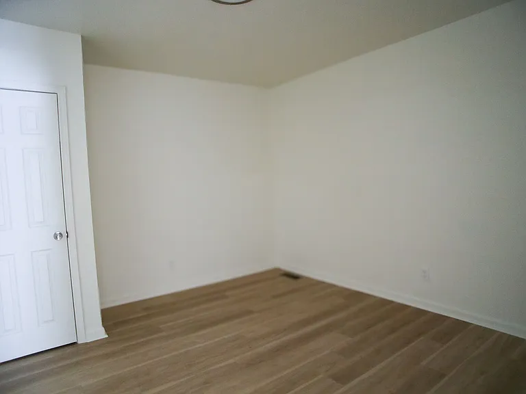 3922 Evergreen St #MAIN — Photo 16