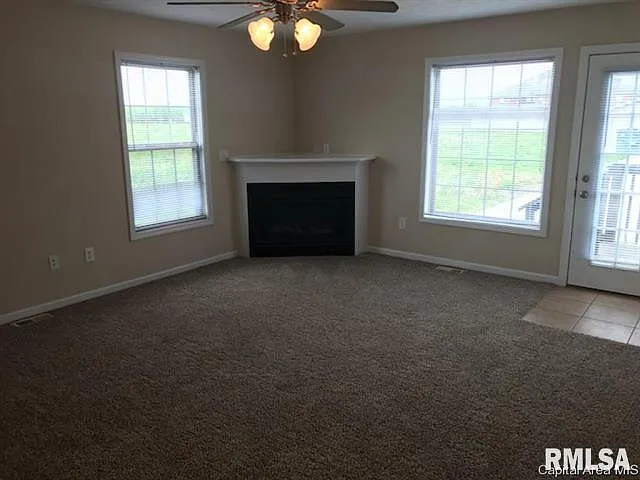 3 bed, 2.5 bath, 1500 sqft, $1,600 — Photo 4