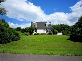 6 Mark Dr, Stone Ridge, NY 12484